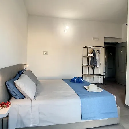 B&B A Due Passi Dal Centro 3* Castelsardo