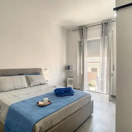 B&B A Due Passi Dal Centro Oda ve Kahvaltı Castelsardo