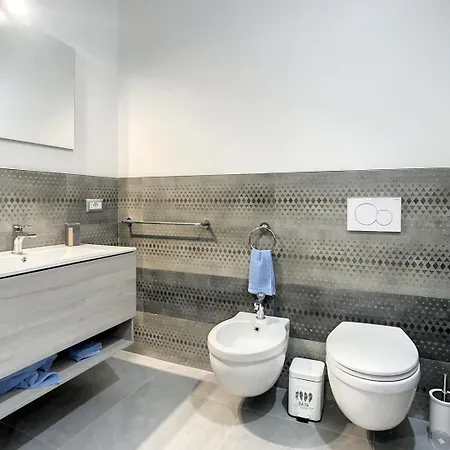 Bed and Breakfast A Due Passi Dal Centro 3*