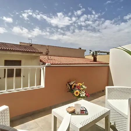 A Due Passi Dal Centro 3* Castelsardo