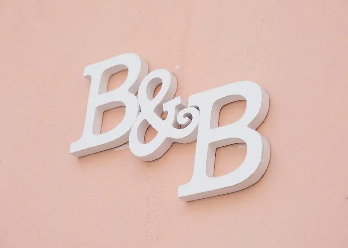 A Due Passi Dal Centro